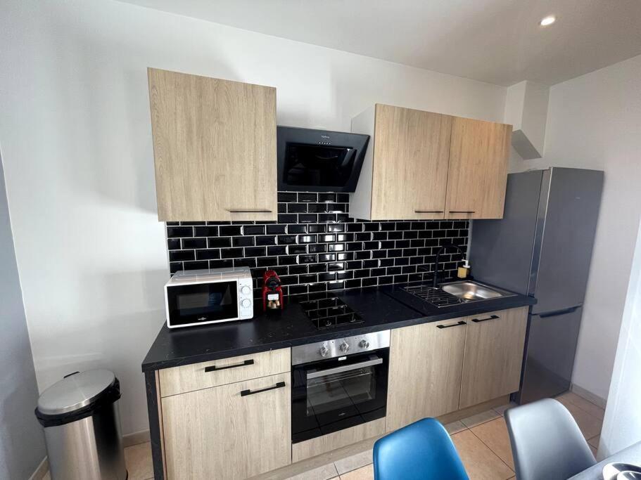 Appartement T2 Pour 3 Personnes Marsylia Zewnętrze zdjęcie